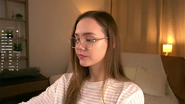 SweetSaraPie online show from February 26, 2026, 5:57 pm