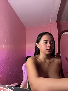 Funtasee Andi online show from April 29, 2026, 9:32 pm