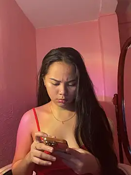 Funtasee Andi online show from June 18, 2026, 8:25 pm