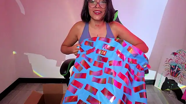 Qadeshoficial online show from November 8, 2025, 9:18 pm