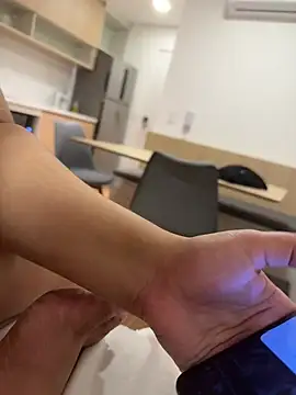 Snapshot of mrgkatys chatting on February 18, 2026, 3:59 am mrgkatys online show from February 18, 2026, 3:59 am