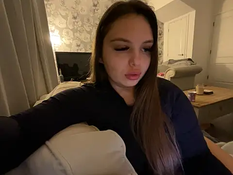 EllaStarrxxx online show from February 16, 2026, 3:38 am