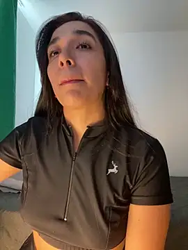 SabrinaEvanss  online show from March 31, 2026, 8:11 pm