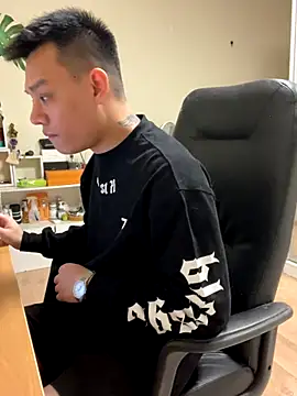 latava online show from November 15, 2025, 4:11 pm