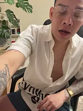 latava online show from December 5, 2025, 4:05 pm