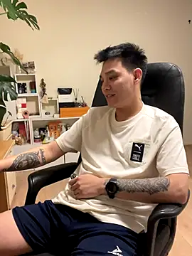 latava online show from October 26, 2025, 3:23 pm