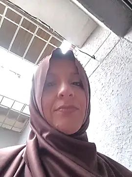 Aafsha  online show from November 8, 2025, 10:41 am