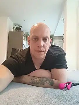 Kobradera1984 online show from June 9, 2026, 5:52 am