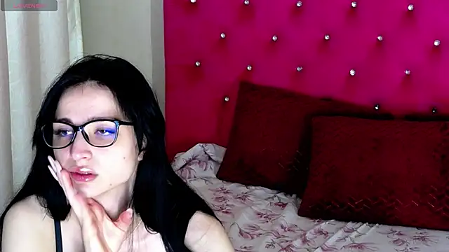 KimmySprinkles online show from October 14, 2025, 8:09 pm