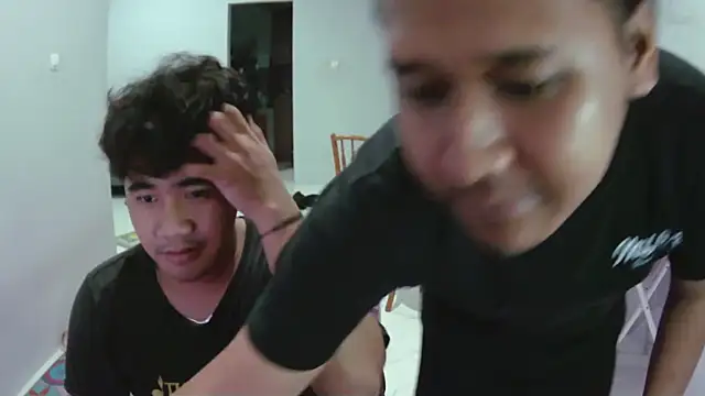 Snapshot of latexidn chatting on December 18, 2025, 10:35 pm latexidn online show from December 18, 2025, 10:35 pm