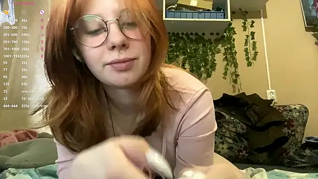 AnitaVanruiten online show from October 28, 2025, 7:18 am