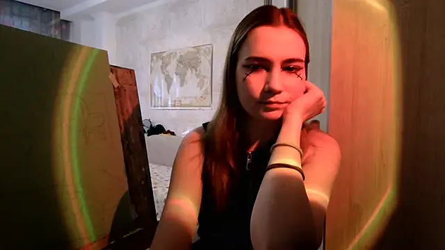 Snapshot of JinnyVibes chatting on October 31, 2025, 5:15 am JinnyVibes online show from October 31, 2025, 5:15 am