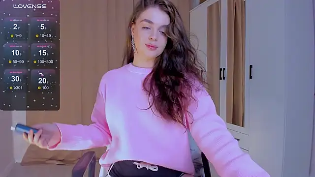 Snapshot of AmeliHallss chatting on February 28, 2026, 4:17 pm AmeliHallss online show from February 28, 2026, 4:17 pm