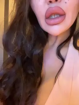 ANGELIKA7741 online show from April 9, 2026, 3:18 pm