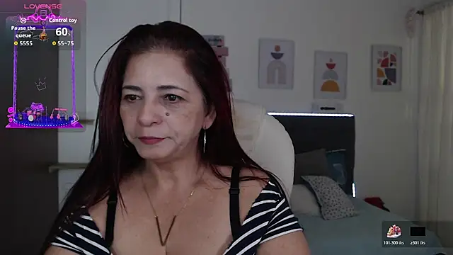 rosse m online show from November 30, 2025, 1:56 pm