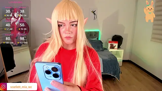 Scarlett fox   online show from April 17, 2026, 3:42 am