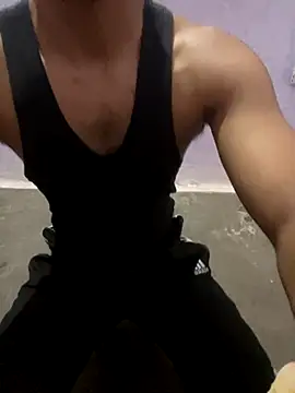 OooYessboyy online show from October 4, 2025, 5:20 am