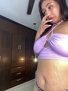 Rose monroee online show from November 19, 2025, 7:25 pm