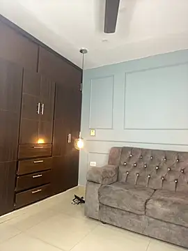 Rose monroee online show from January 15, 2026, 7:50 pm