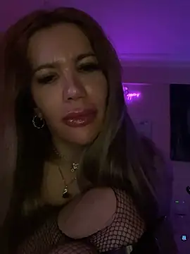 LyraEva online show from August 4, 2026, 8:08 am
