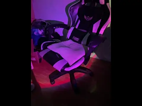 Wuza-H online show from October 29, 2025, 1:04 am