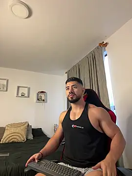 Ezzio Scolaro online show from March 10, 2026, 10:14 pm