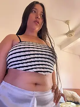 Nhefertary online show from July 24, 2026, 4:47 pm
