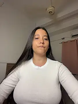 Nhefertary online show from April 6, 2026, 3:35 am