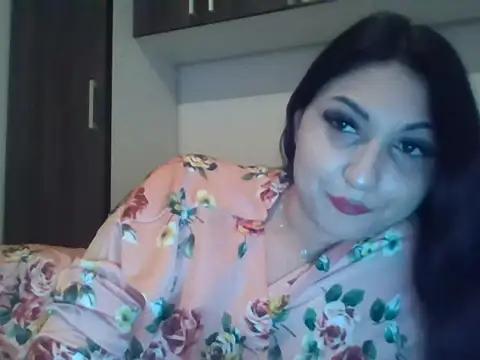 Snapshot of bia900bianca chatting on February 6, 2026, 6:04 pm bia900bianca online show from February 6, 2026, 6:04 pm