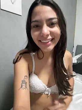 Snapshot of liz_maciel chatting on November 5, 2025, 1:31 am liz maciel online show from November 5, 2025, 1:31 am