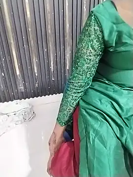 Snapshot of Rita_rani6 chatting on October 15, 2025, 3:53 pm Rita rani6 online show from October 15, 2025, 3:53 pm