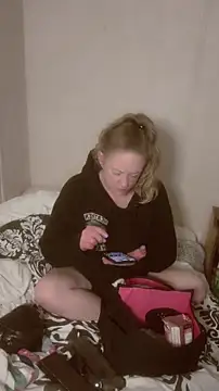 amandatheblondewife online show from January 7, 2026, 9:25 am