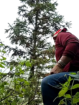 miomio-12 online show from November 7, 2025, 1:32 am