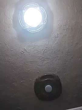 veintitres23 online show from November 9, 2025, 5:11 am