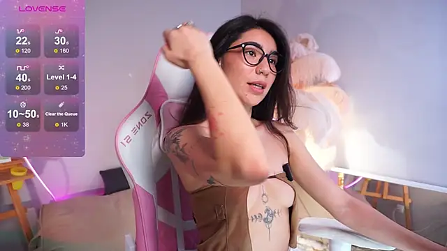 YokoKoko  online show from November 22, 2025, 5:50 am