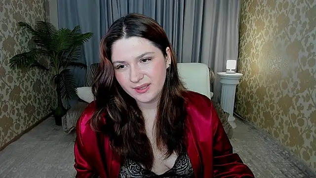 CrimsonDusk online show from October 21, 2025, 4:01 am