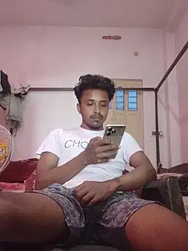 Snapshot of Binny91 chatting on April 16, 2026, 4:13 am Binny91 online show from April 16, 2026, 4:13 am