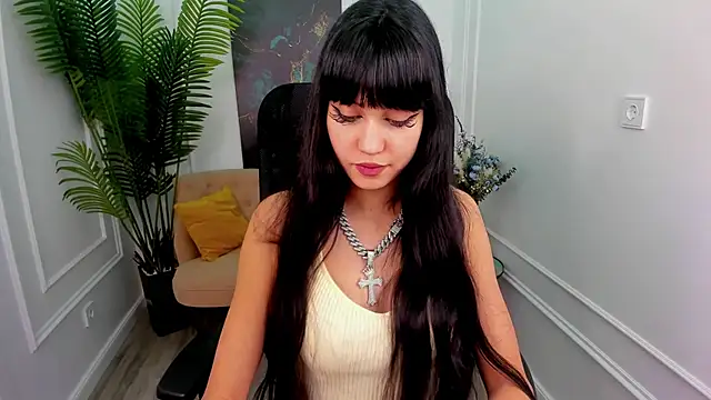 TiffanyYounge online show from January 11, 2026, 8:16 pm