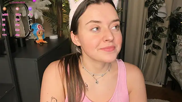 ThelmaJusto online show from February 14, 2026, 3:34 pm