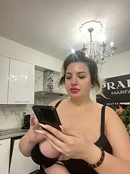 Snapshot of evedanger chatting on February 18, 2026, 10:50 pm evedanger online show from February 18, 2026, 10:50 pm