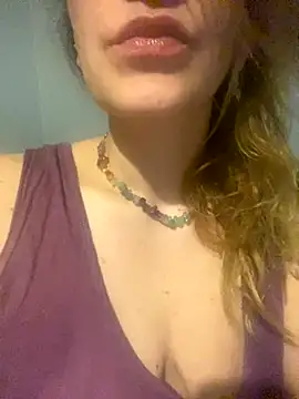 melisss2 online show from November 2, 2025, 4:12 pm