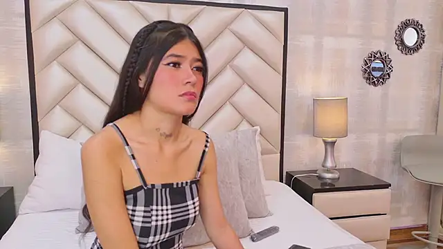 CristalShayy online show from February 26, 2026, 11:54 am