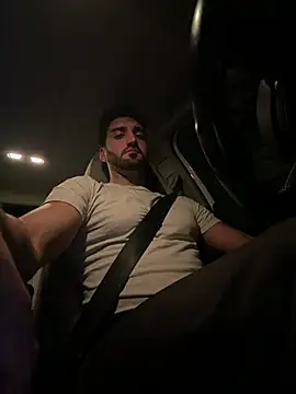 Snapshot of Al3xox02 chatting on January 18, 2026, 2:15 am Al3xox02 online show from January 18, 2026, 2:15 am