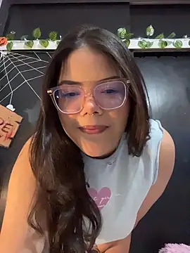 GabrielleMarsh1 online show from November 7, 2025, 1:43 am