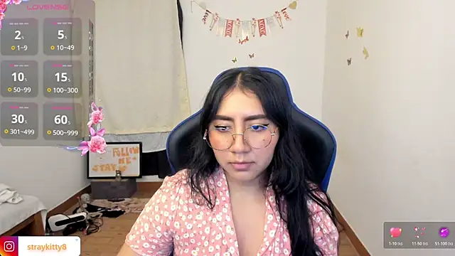 LoveLyy- online show from June 11, 2026, 11:46 pm