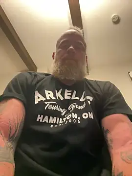 Muscledick40 online show from October 5, 2025, 2:57 am