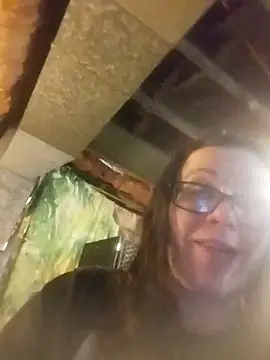 Lauren2012ss online show from October 20, 2025, 7:09 am