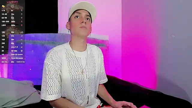 Snapshot of lopez_and_jesus chatting on October 15, 2025, 4:22 am lopez and jesus online show from October 15, 2025, 4:22 am