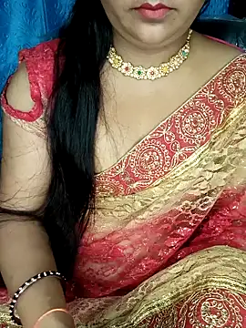 Snapshot of Rashmi_011 chatting on May 15, 2026, 11:36 pm Rashmi 011 online show from May 15, 2026, 11:36 pm