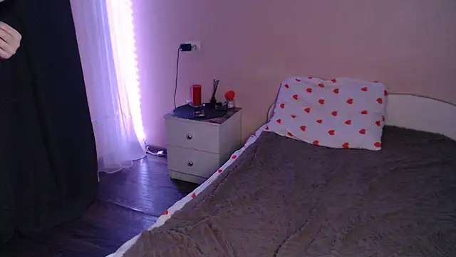 NaemiiBlush online show from November 7, 2025, 5:17 pm